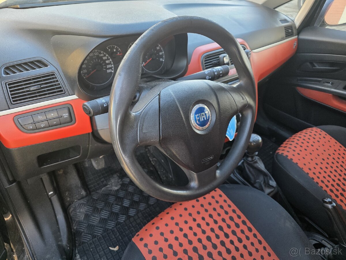 FIAT PUNTO 1,2 BENZIN - 7