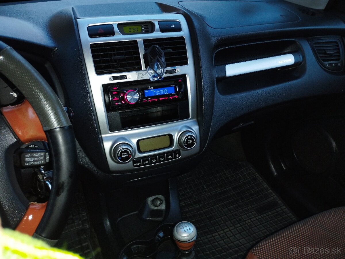 Predám Kia Sportage - 7