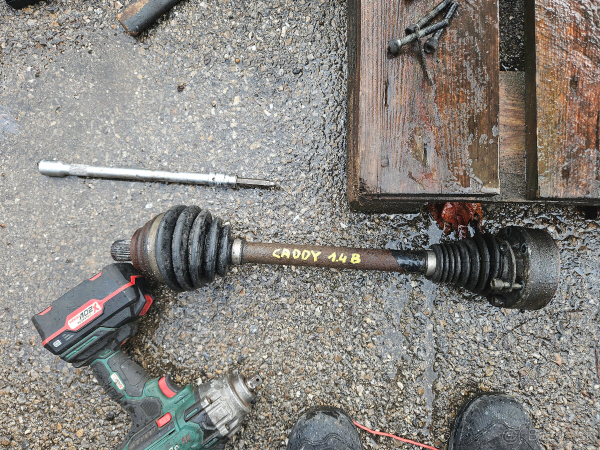 VW Caddy Golf motor 1.4 - 7