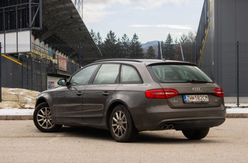 Audi A4 Avant 2.0 TDI multitronic - 7