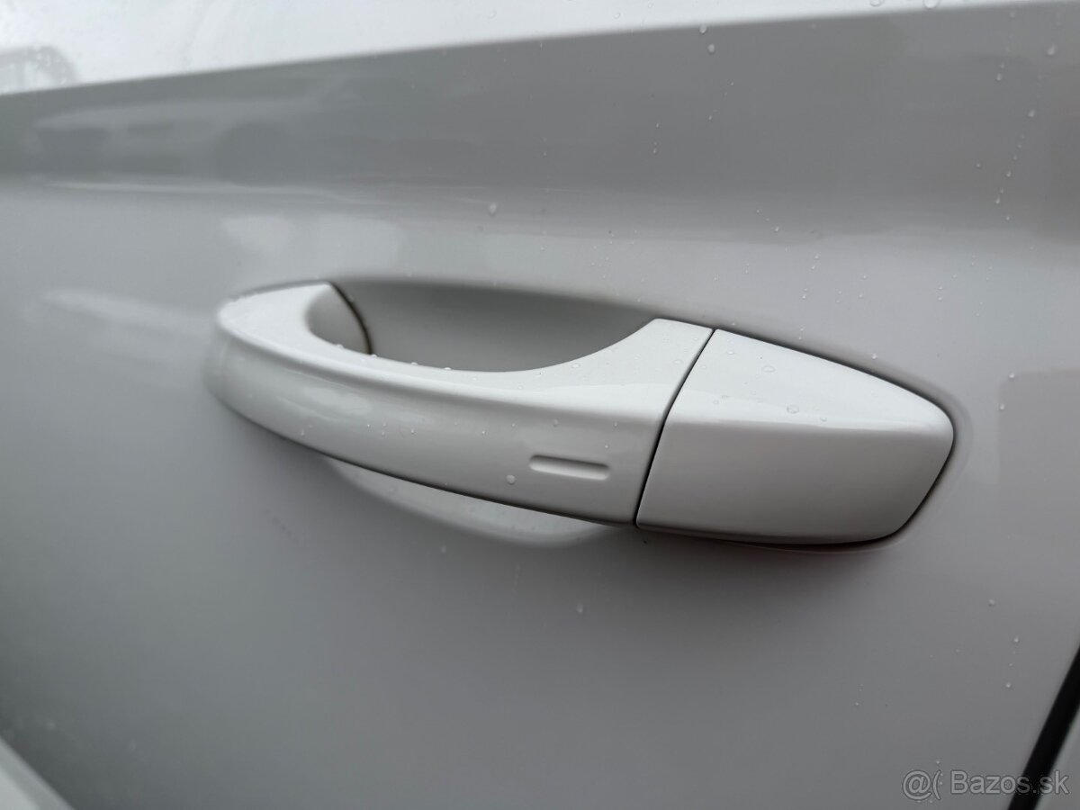 Škoda Superb Combi 2.0 TDI SCR Ambition DSG - 7