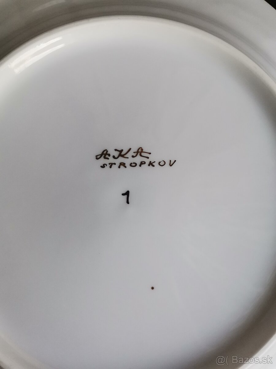 Súprava tanierov - 7