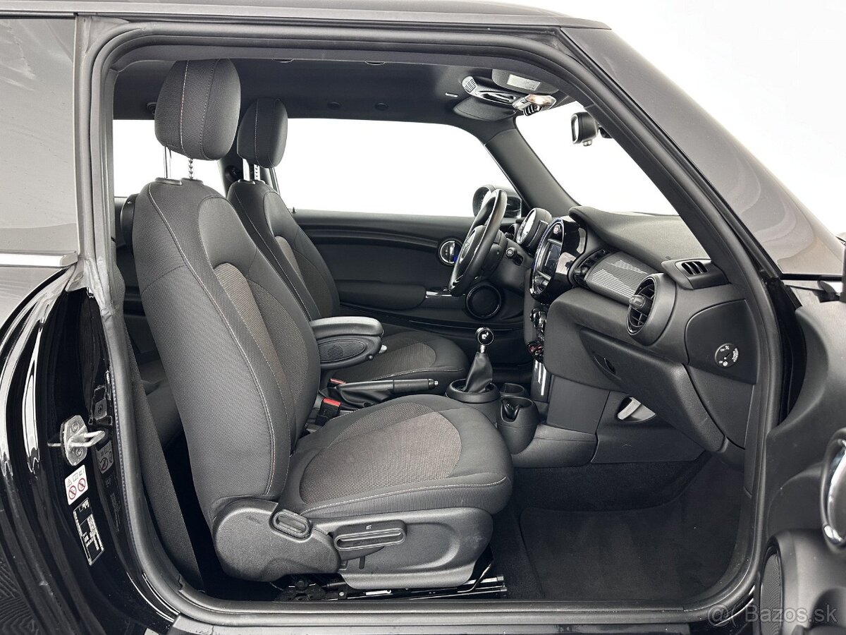 Mini Cooper 2020 F56 odpocet DPH top stav upravena cena - 7