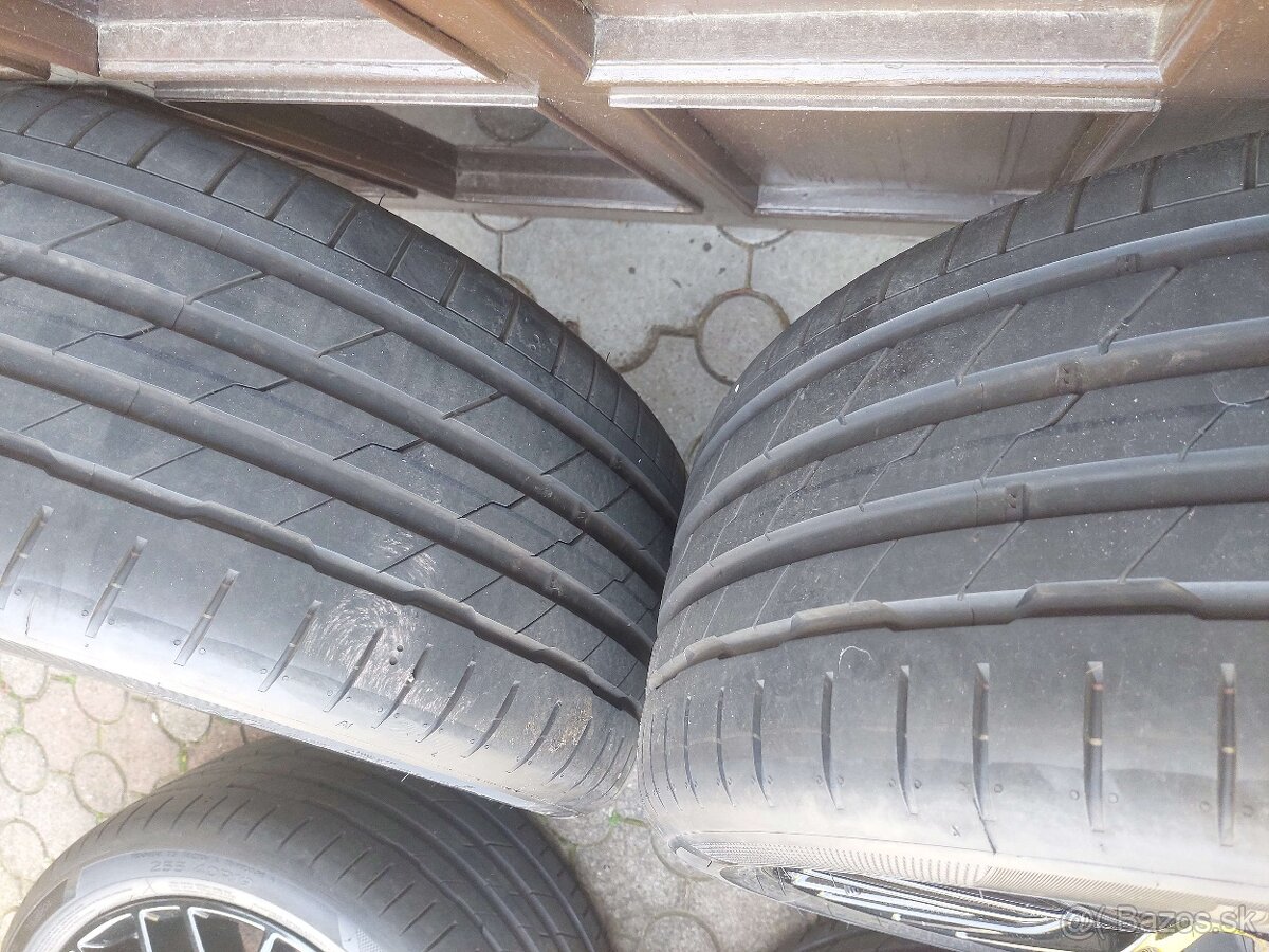 19" Ford Mustang - 7