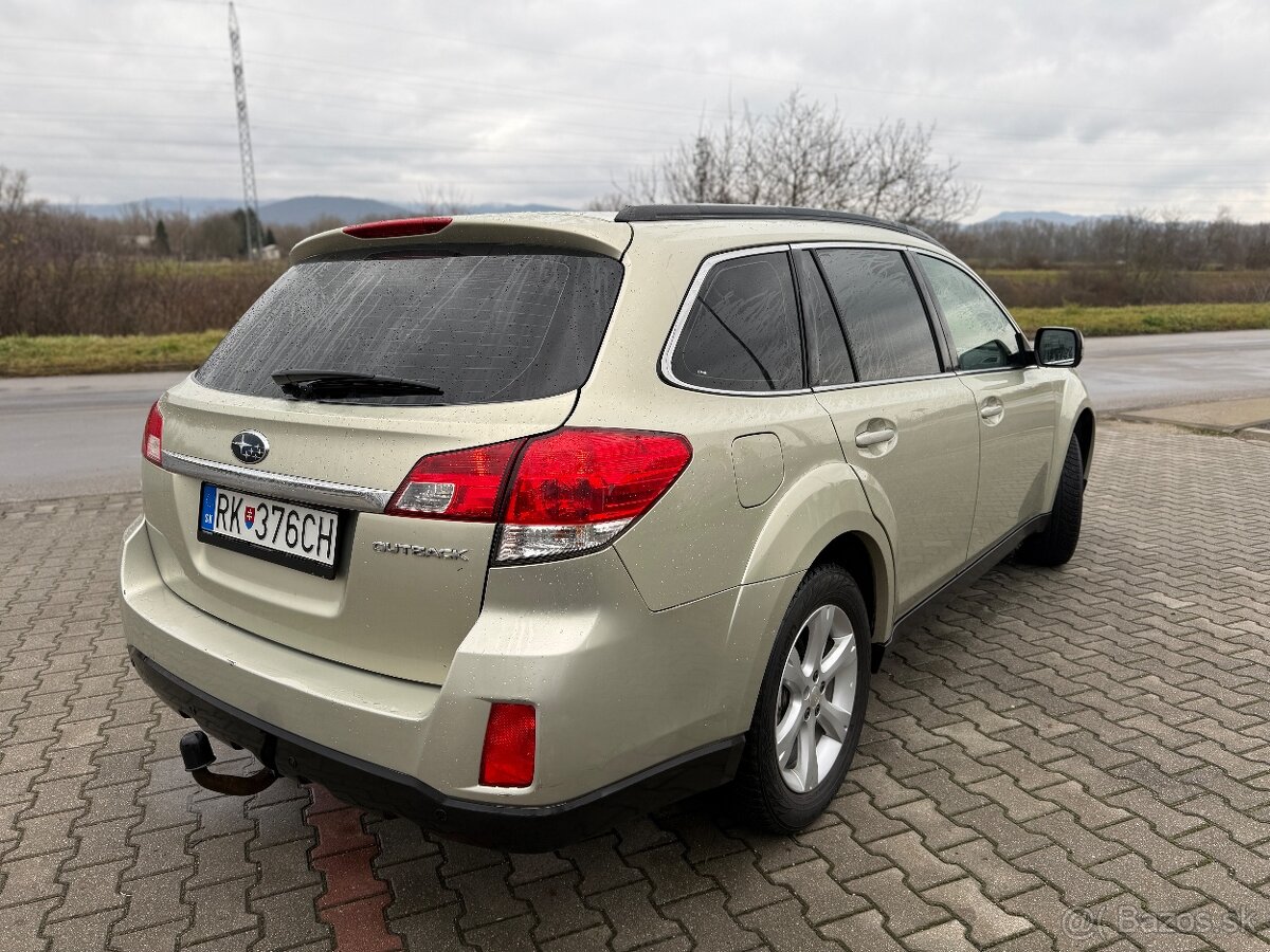 Subaru outback BR benzín 2,5 2010 4x4 - 7