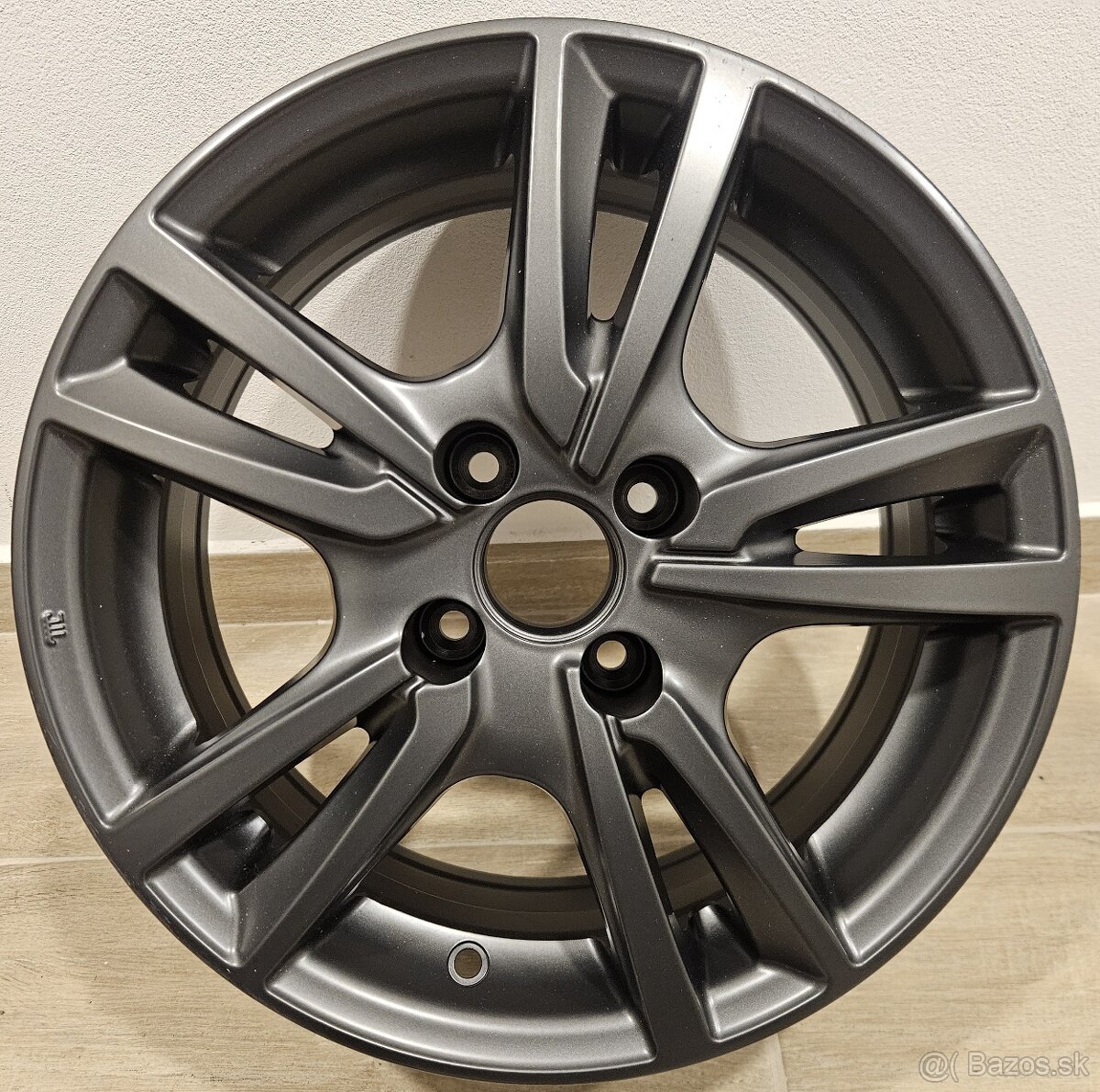 Atraktívne grafitové disky MAK - 4x100 r15 - 7