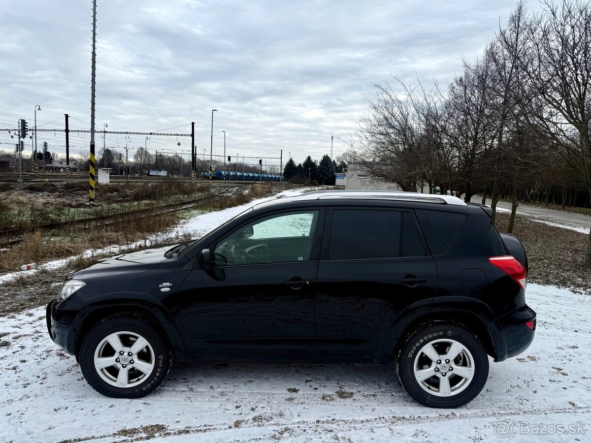 Toyota Rav4 2.2 D-CAT - 7