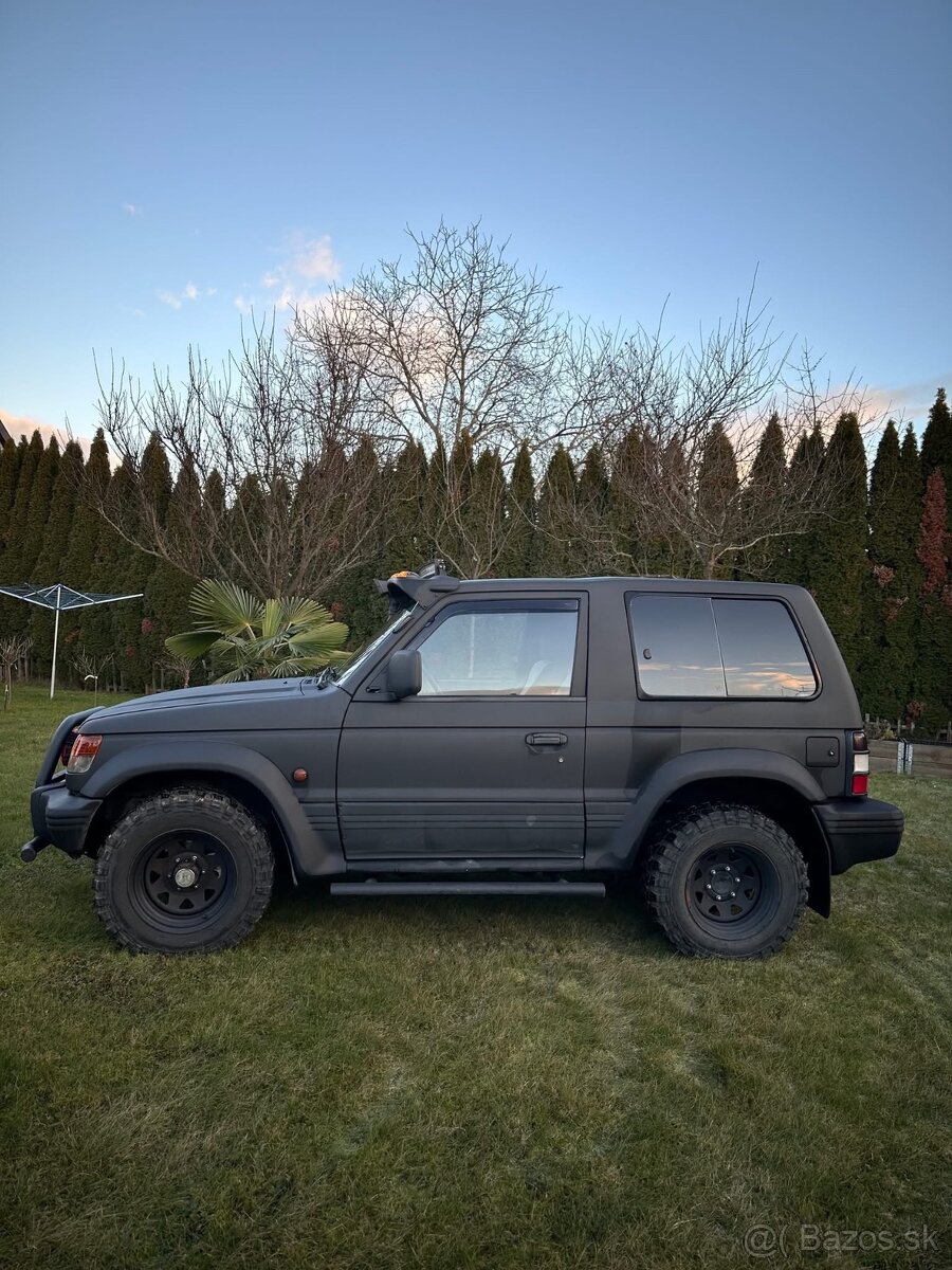 Mitsubishi Pajero - 7