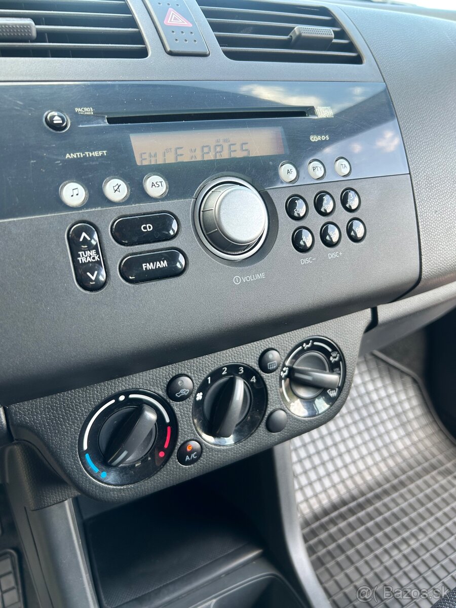 Suzuki swift 1.3 4x4 - 7