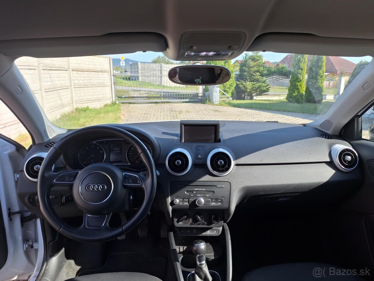 Audi A1 1,2 TFSI Sportback S-line - 7