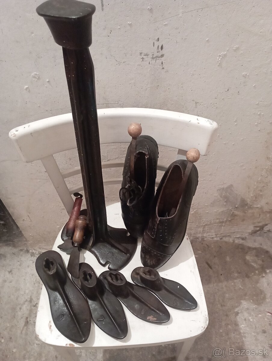 Starožitné obuvnícke kopyto sada+ topánky - 7