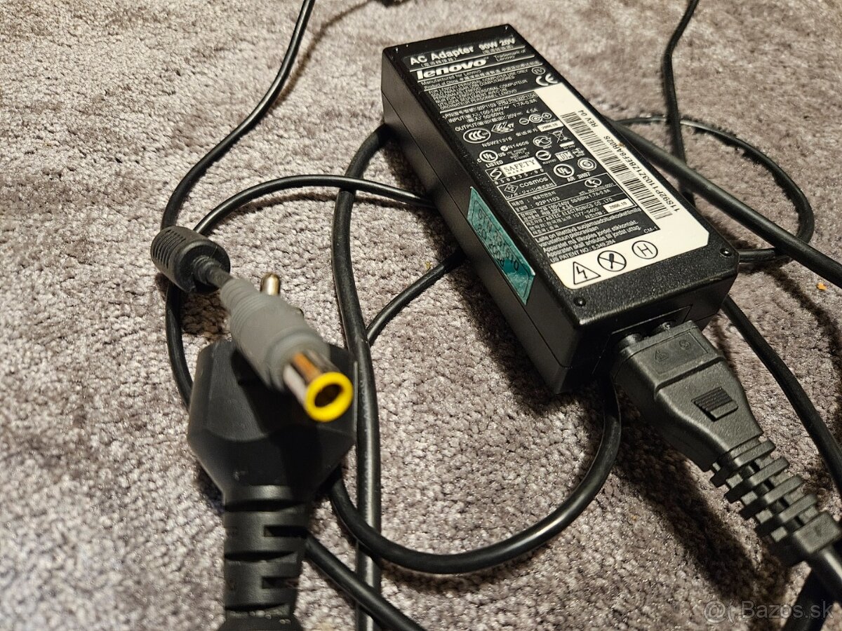Rôzne nabíjačky na notebooky - 7