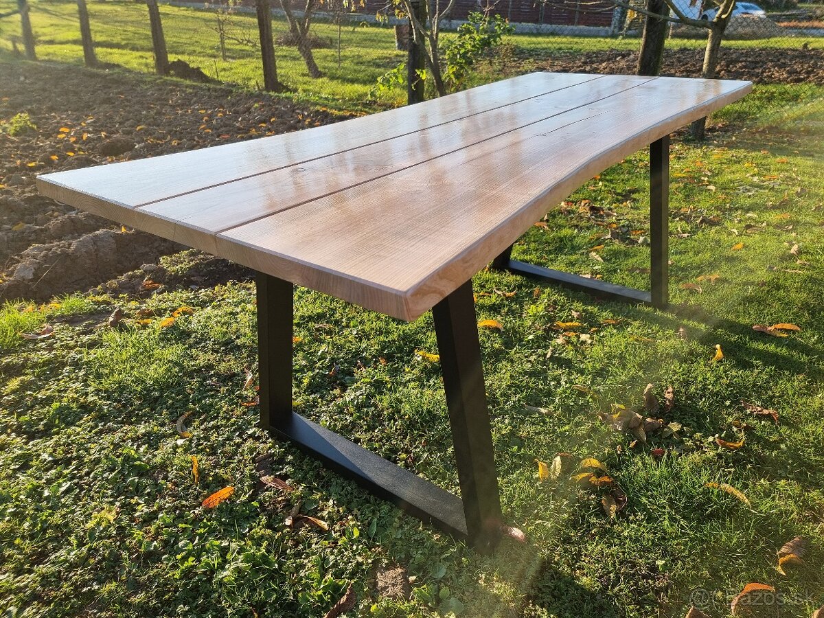 Jedálenský stôl z masívu - 7