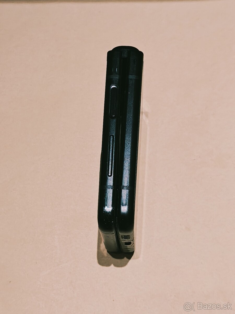 Samsung Z Flip 3 - 7