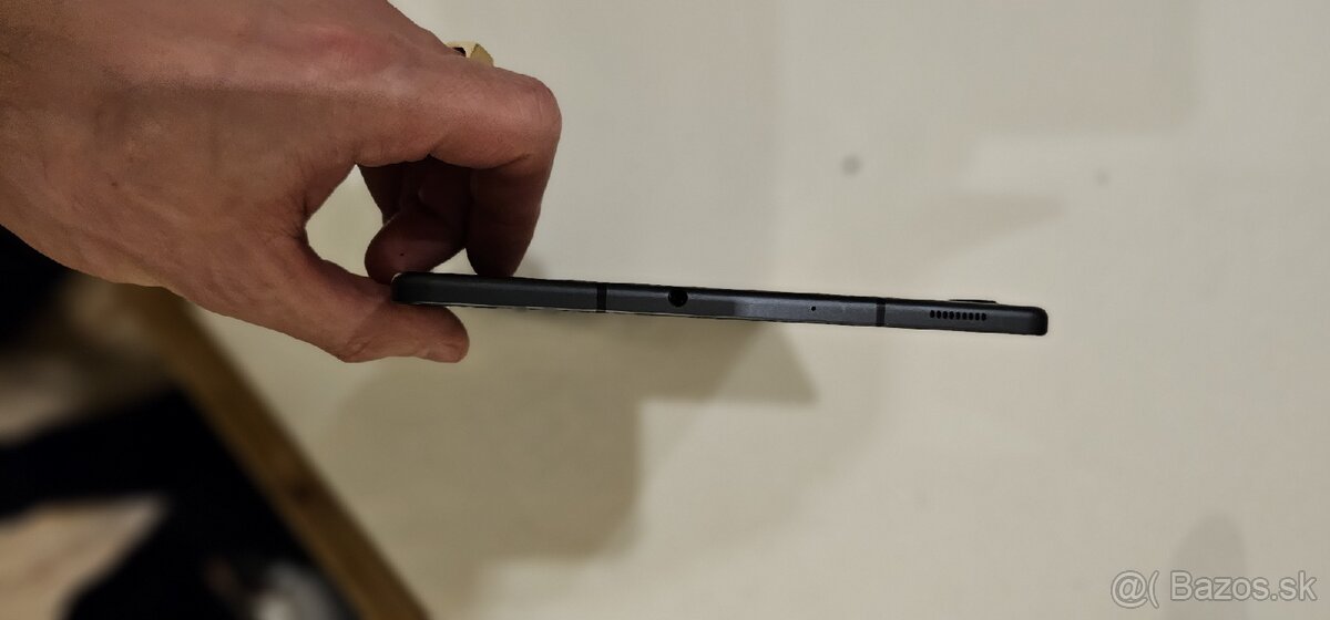 Predám tablet Samsung S6 Lite verziu LTE - 7