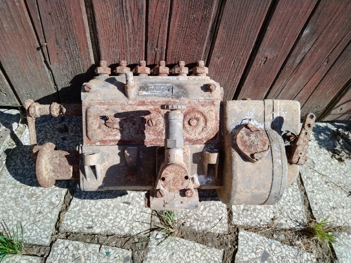 Palivové naftové čerpadlo Škoda 706 LIAZ - 7