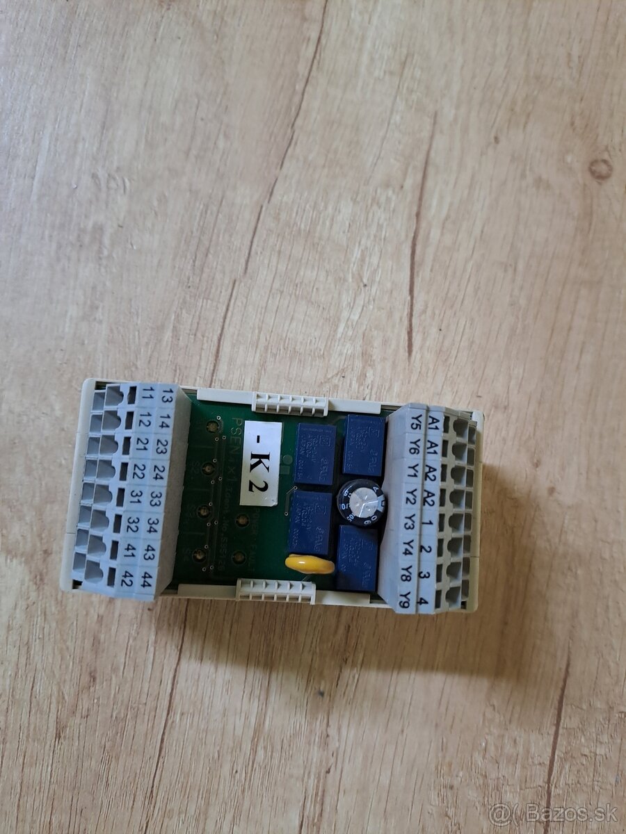 Predám bezpečnostné relé PILZ - 7