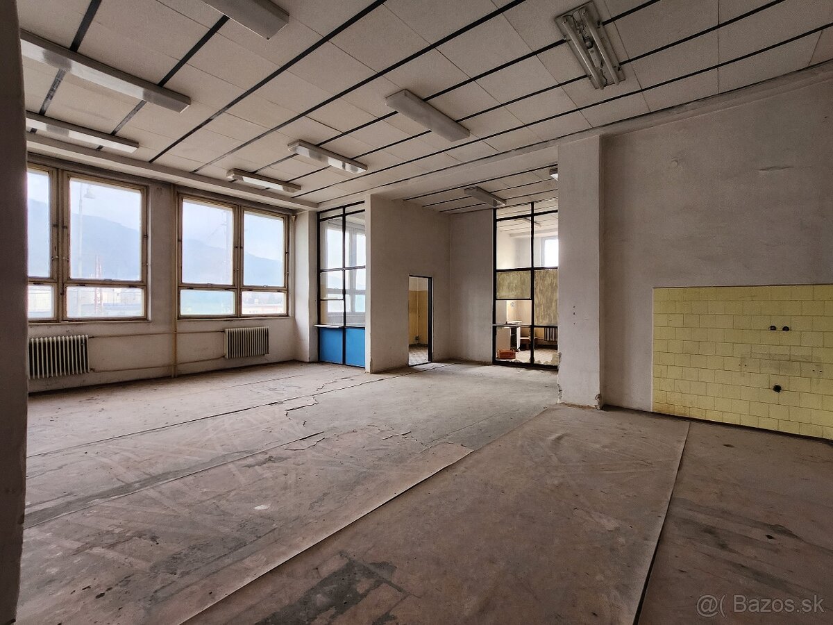 Zaujímavá investičná PRÍLEŽITOSŤ Predaj polyfunkčnej budovy - 7