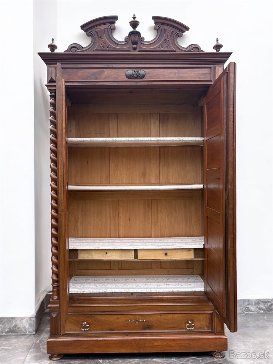 Absolútne nádherná parížska sólo spálňa - 19.storočie - 7