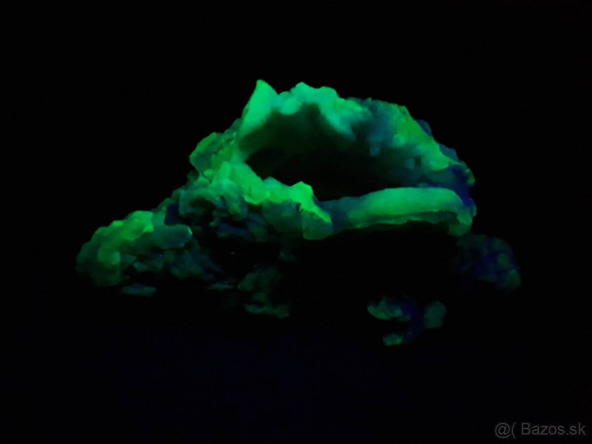 Mineral (chalcedón UV) (Čína) - 7