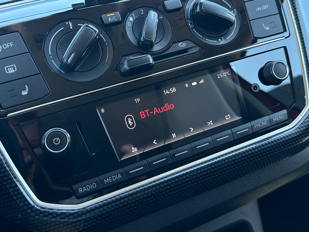 Volkswagen Up 1.0 MPI M5 - 7