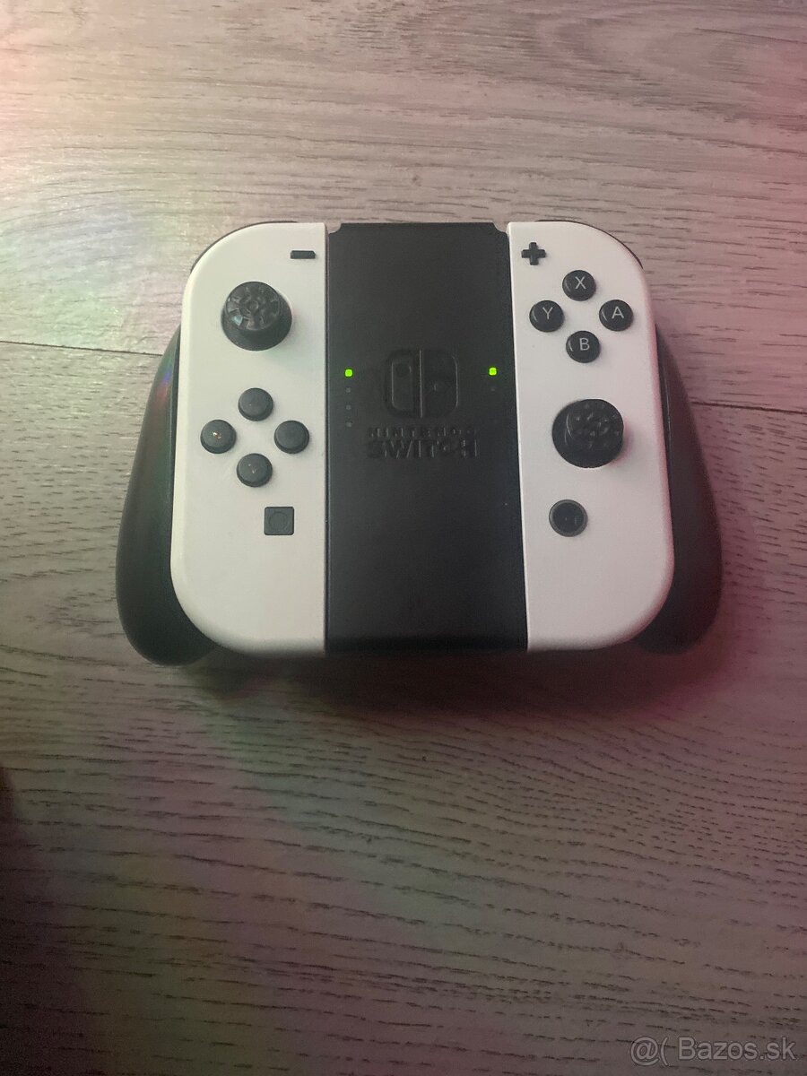 Predám nintendo switch OLED - 7