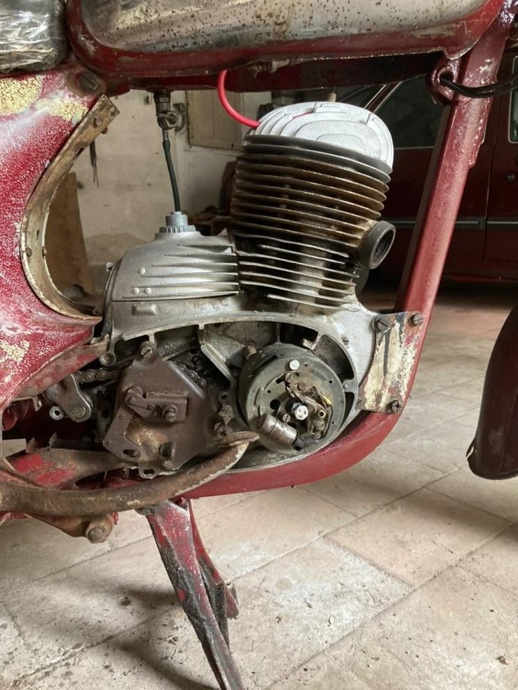 Jawa 250 353 kývačka - 7