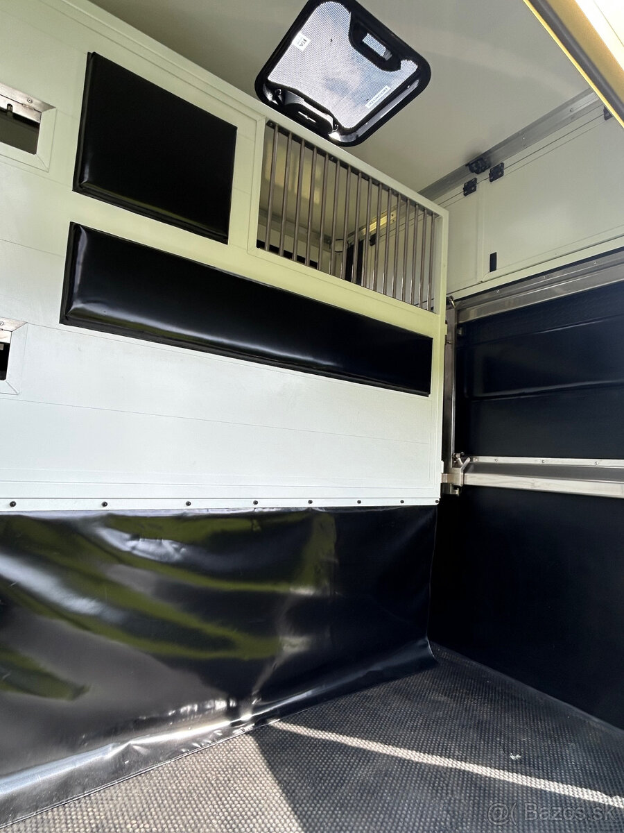 Predám prepravník na kone IVECO - 7