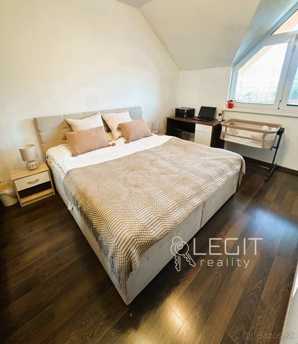 Veľkometrážny 3 izbový byt s balkónom - 7