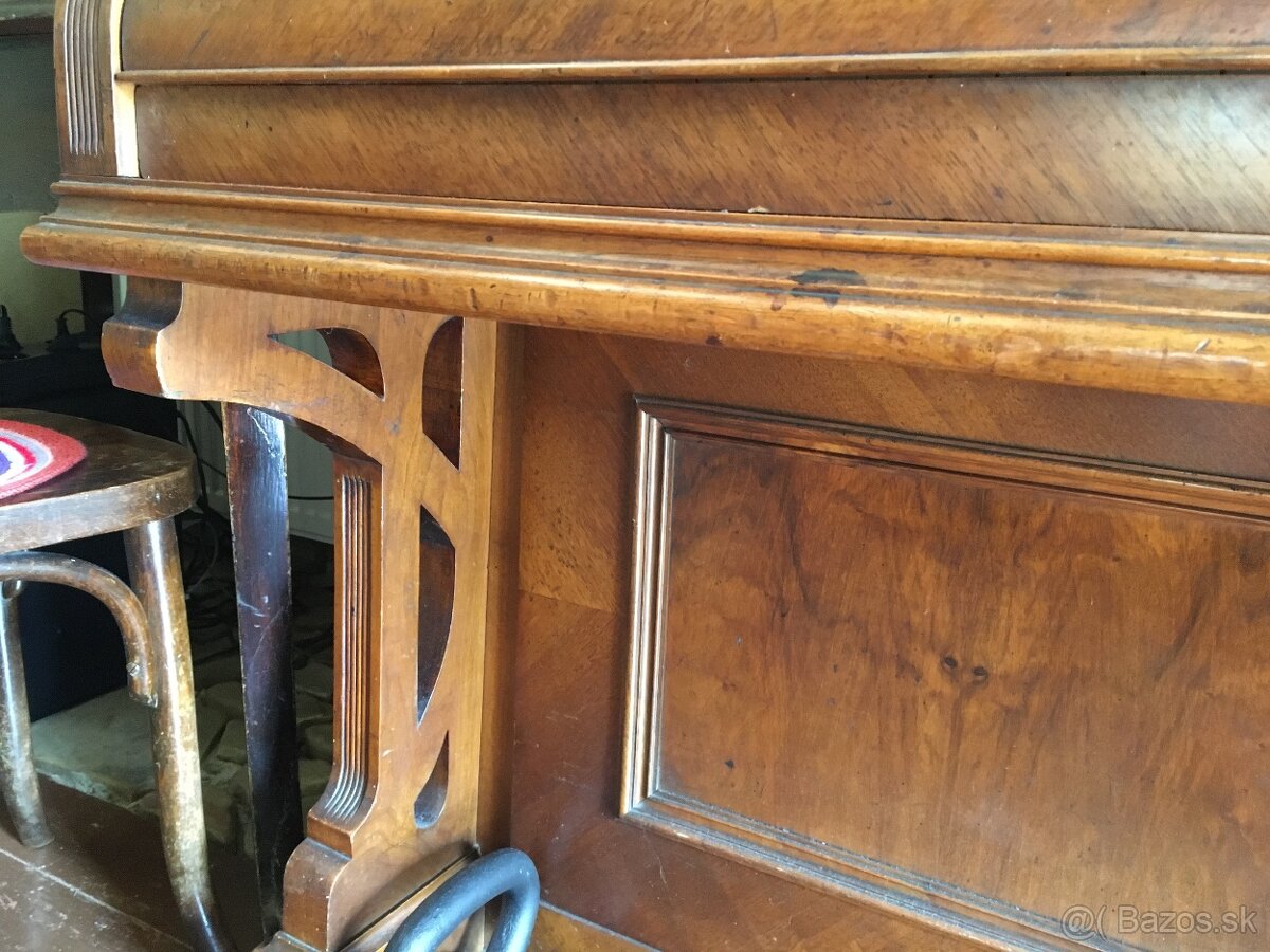 Starožitné piano - 7