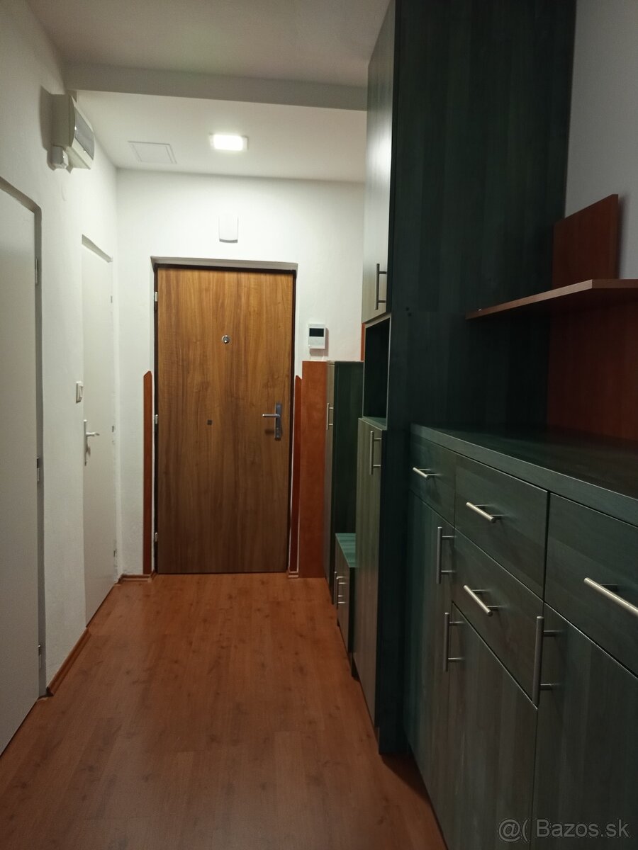 Prenájom 3-izbového bytu - 7