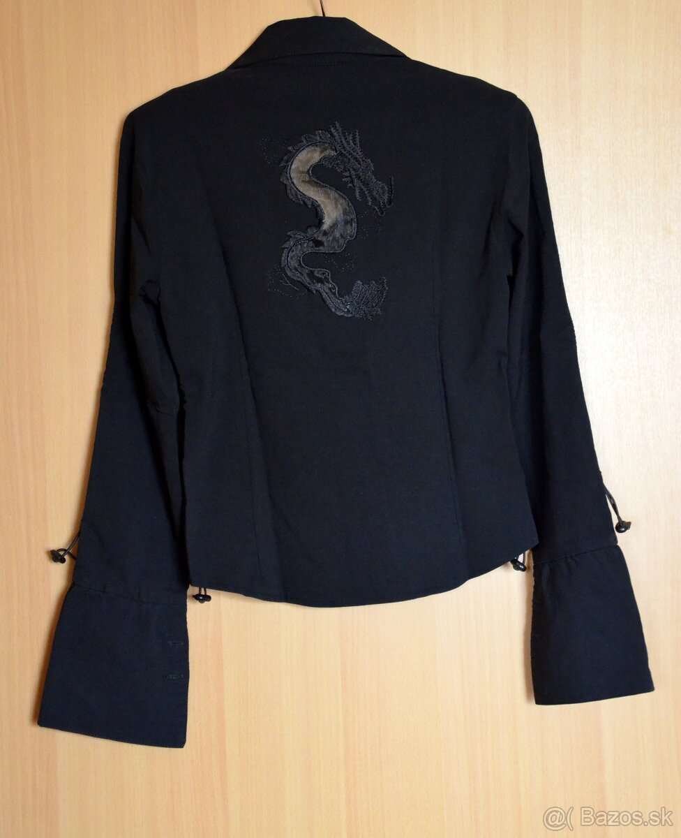 Čierna blúzka s drakom - 7