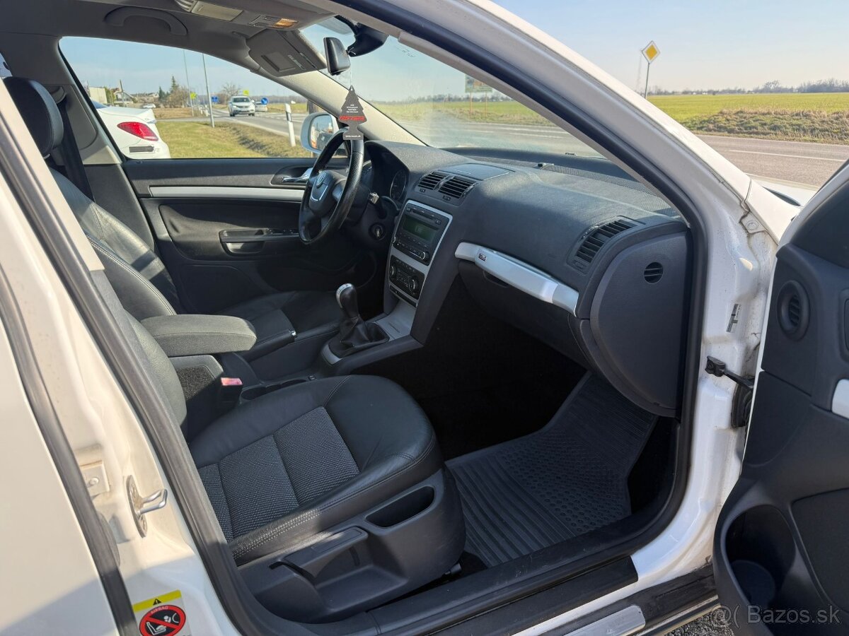Škoda Octavia Combi 2.0 TDI CR DPF 4x4 Scout - 7