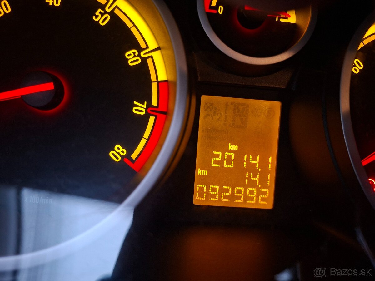 Opel Corsa 93tisic km - 7