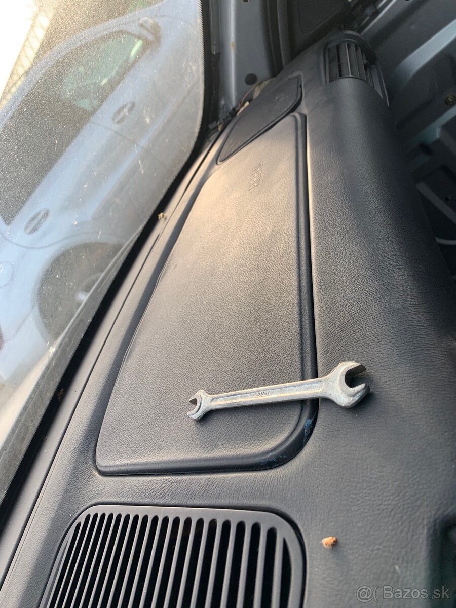 Rozpredam bmw e32 750iL - 7