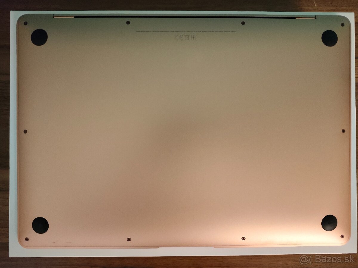 MacBook Air 2020 | i7 • 8GB • 256GB SSD - 7