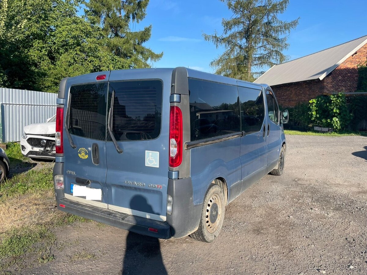 Opel Vivaro 2.0D 84kw, r.2008, 5míst, klima, automat - 7