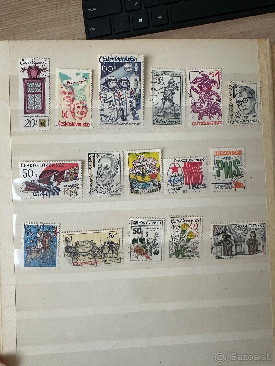 2 albumy poštových známok - 7
