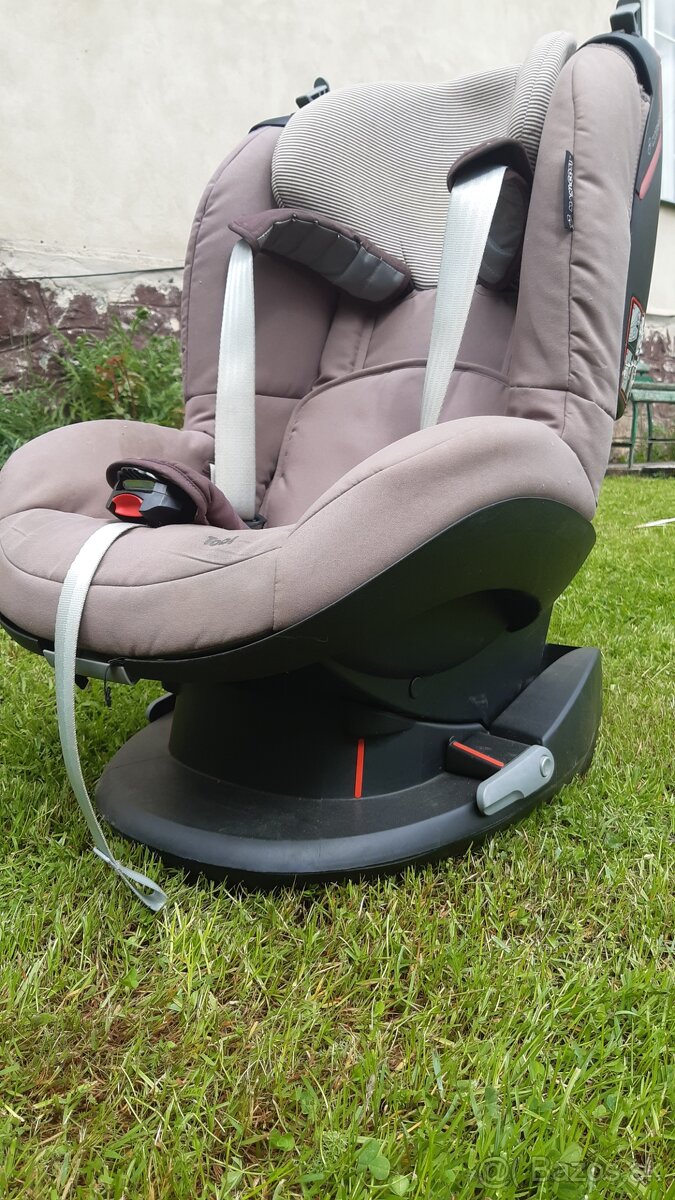 Kočík Camarelo a autosedačka Maxi-cosi - 7