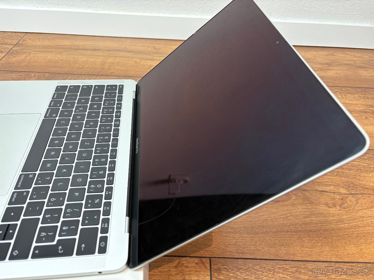 Apple MacBook Pro 13” 2016 256GB SSD 8GB RAM Silver – bez TB - 7