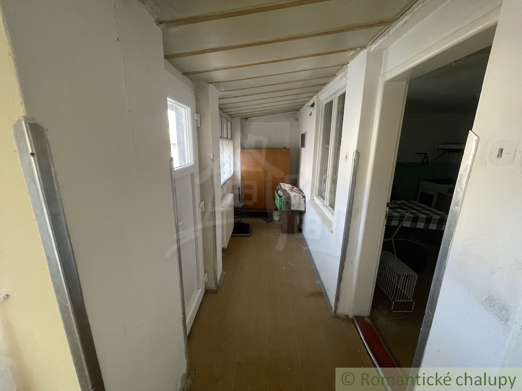 Trojizbový rodinný dom vo vyhľadávanej lokalite v Nových Z - 7