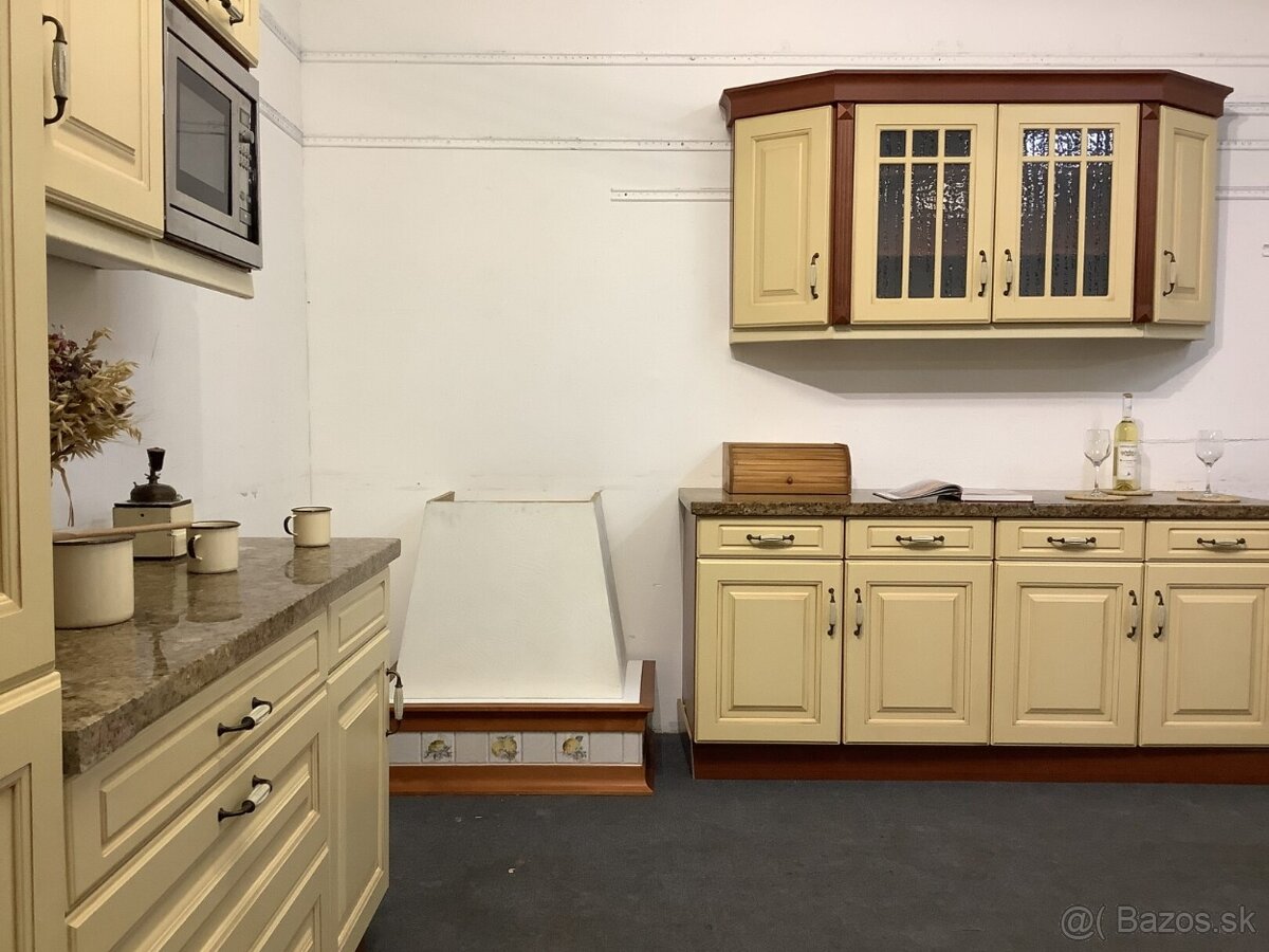 Kuchyňa v krémovej farbe LINA - 7