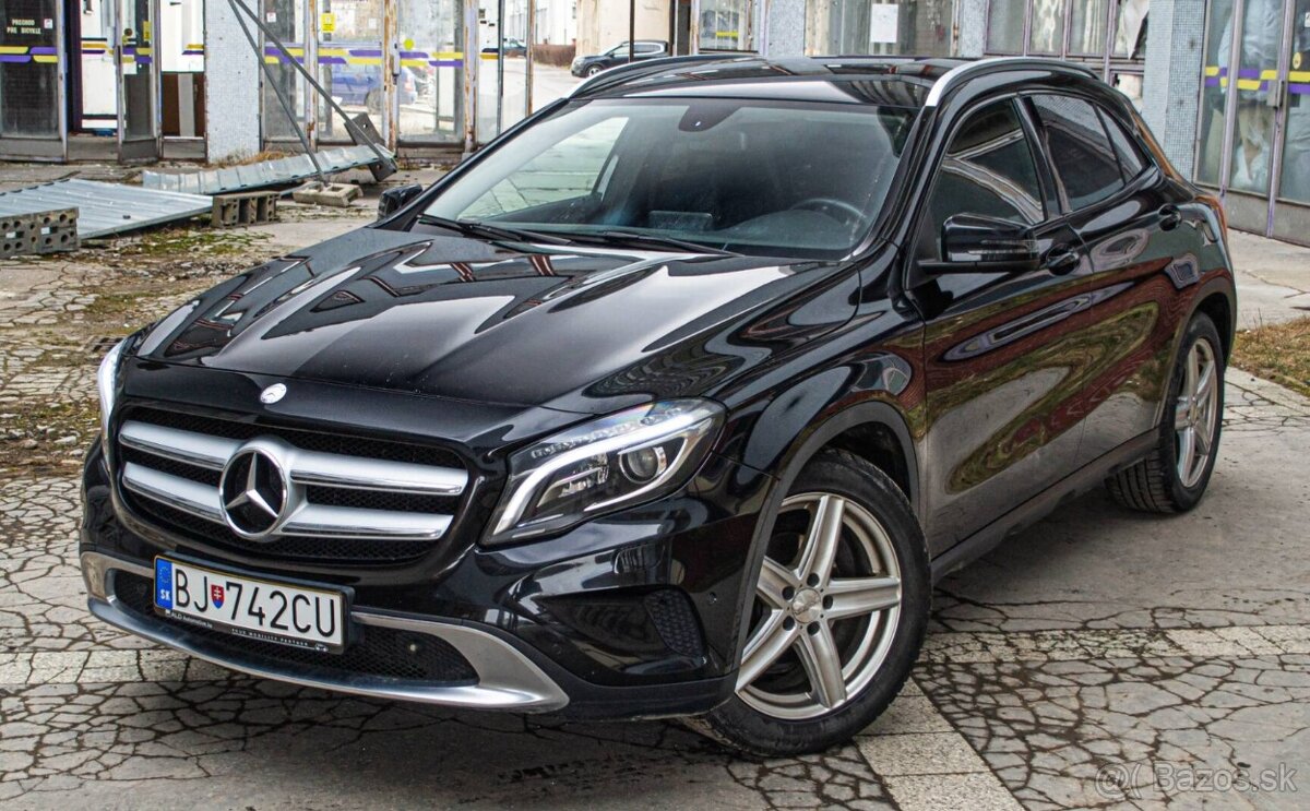 Mercedes-Benz GLA 220 d 4MATIC A/T - 7
