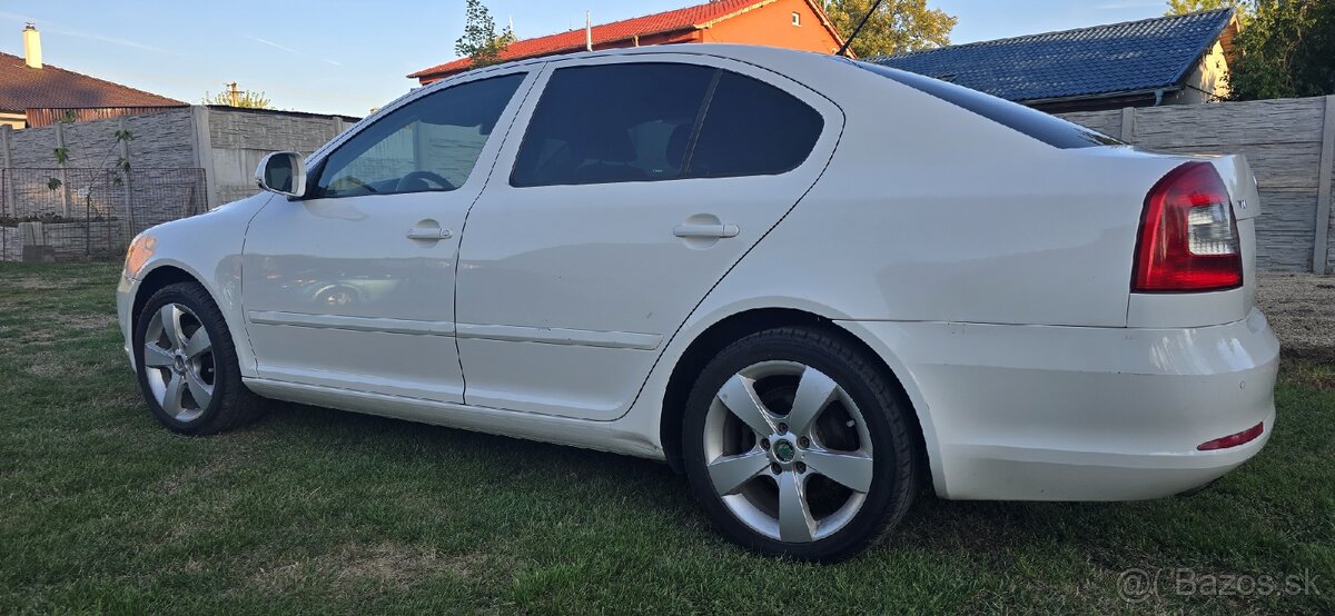 Škoda Octavia M2012 - 7