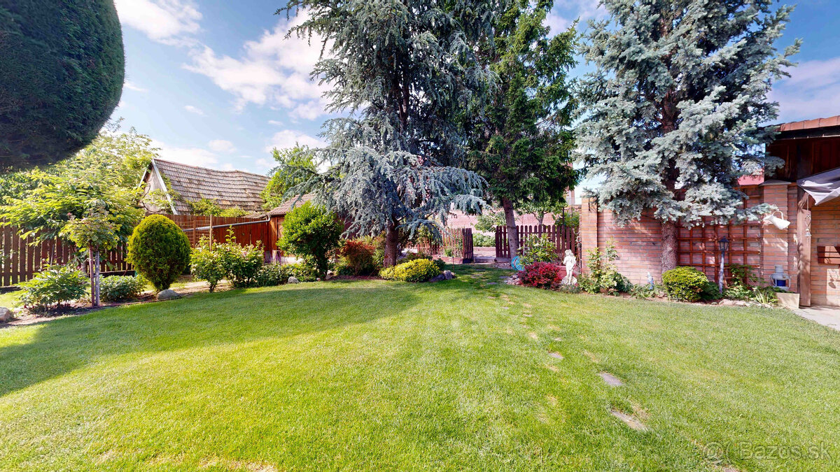 EXKLUZÍVNE V RK CASMAR – Na predaj veľmi pekný rodinný dom v - 7