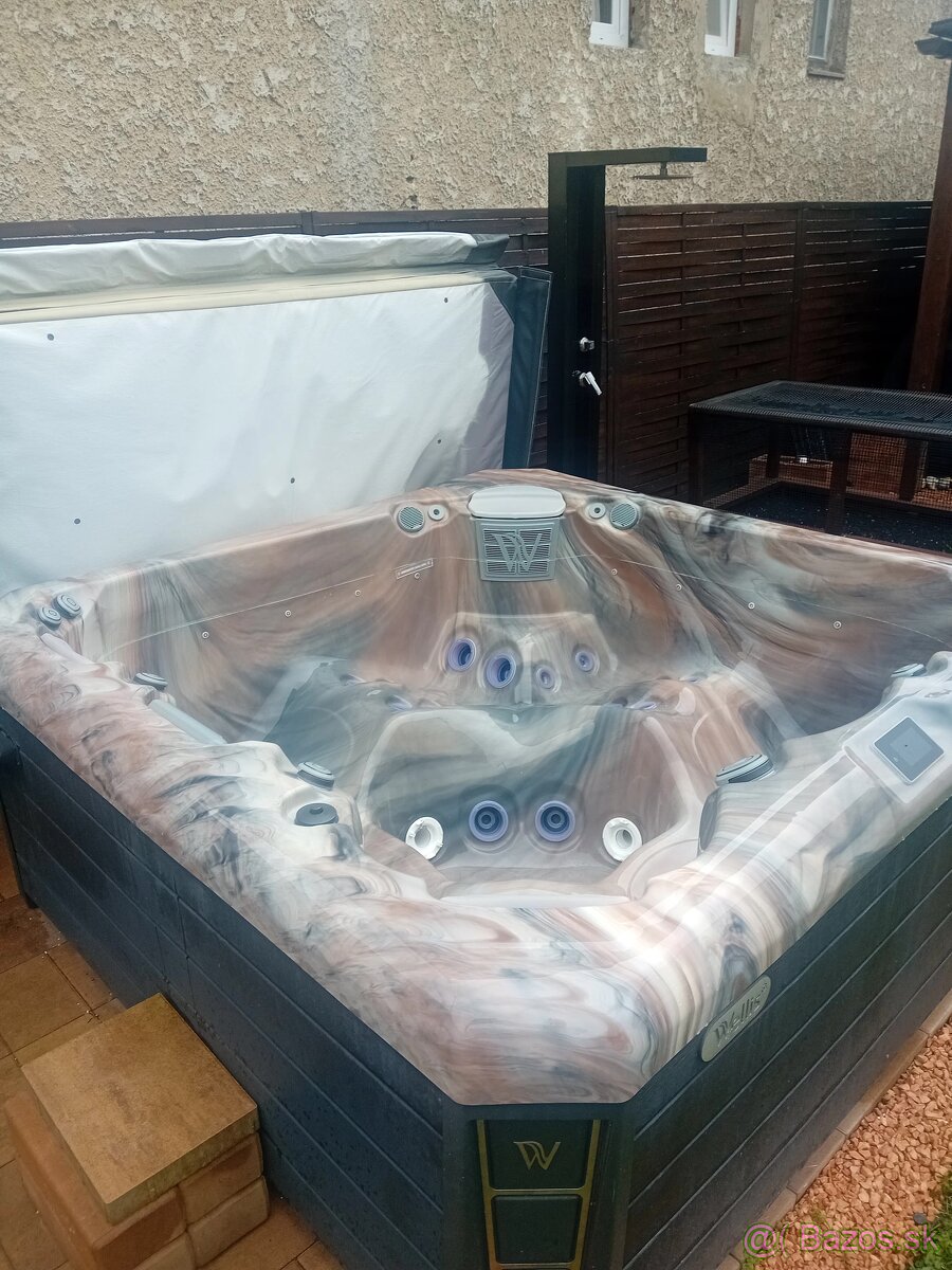 Vonkajšia vírivka plus sprcha - 7