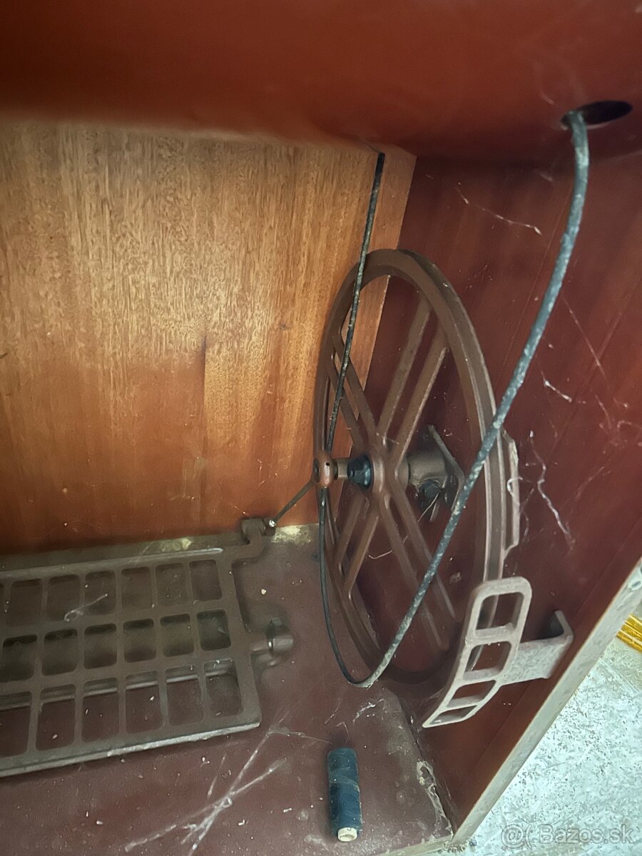 Šijací stroj Minerva - 7