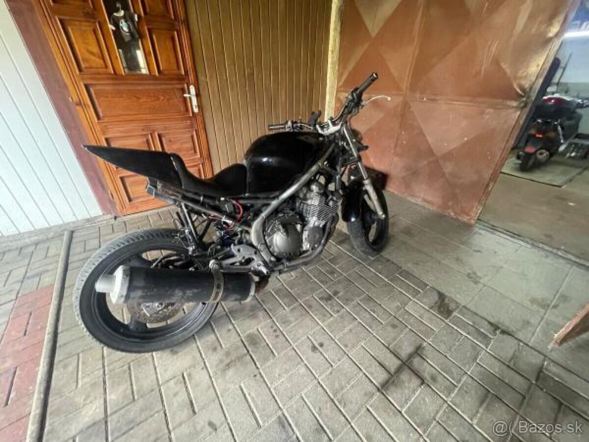Yamaha XJ600N/S Devision - 7