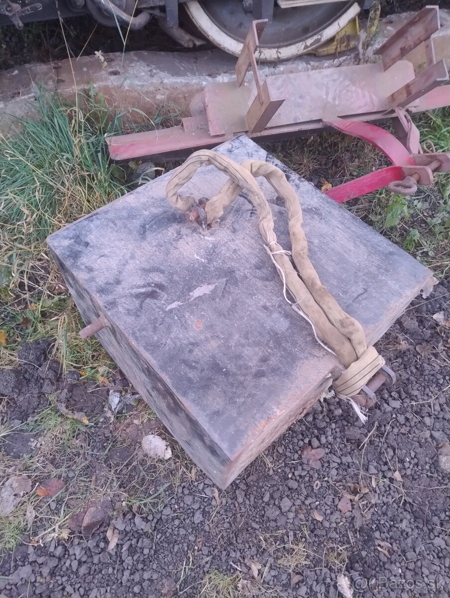 Nakladač České výroby na malotraktor - 7