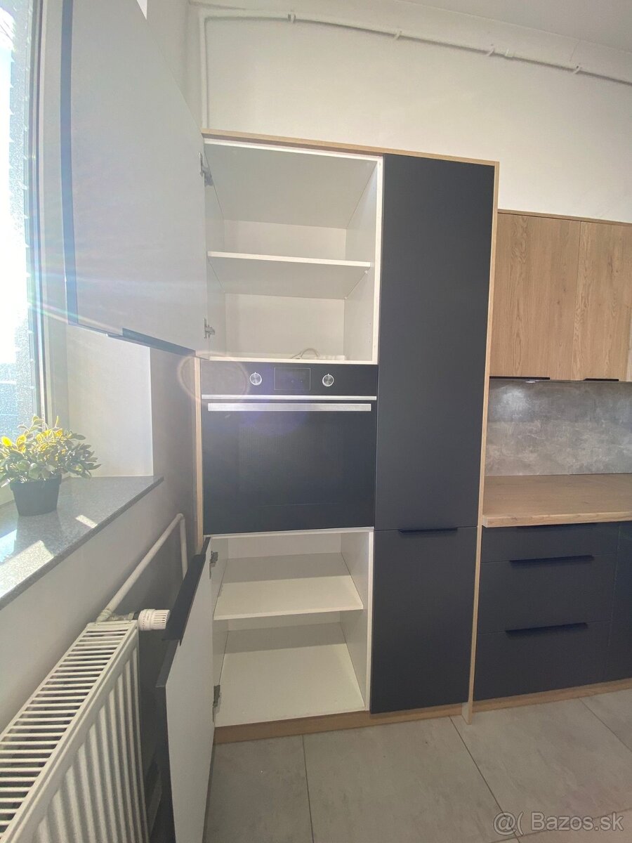 Kuchynská linka – SKLADOM - 7